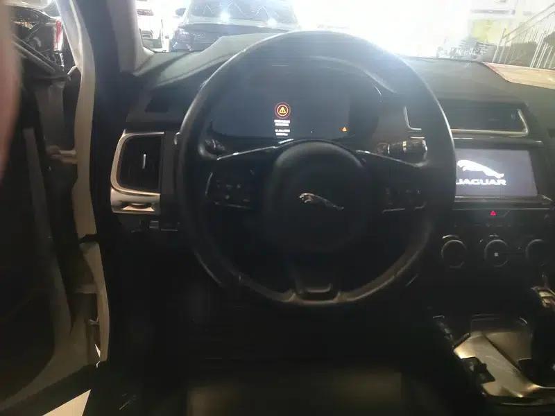 2018 Jaguar E-PACE P250 HSE — миниатюра 13