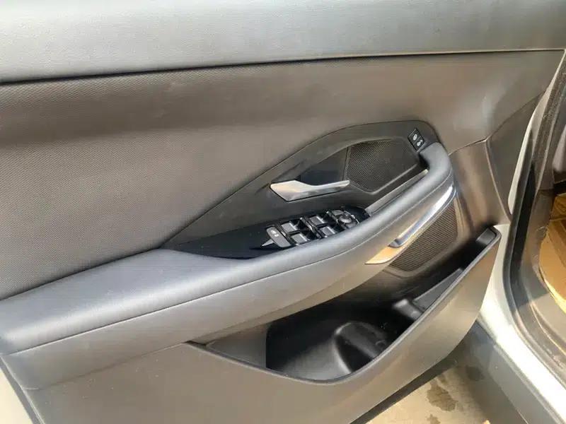 Jaguar E-PACE 2018 P200 (China VI Emission Standard) — миниатюра 25