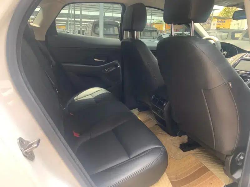 Jaguar E-PACE 2018 P200 (China VI Emission Standard) — миниатюра 27