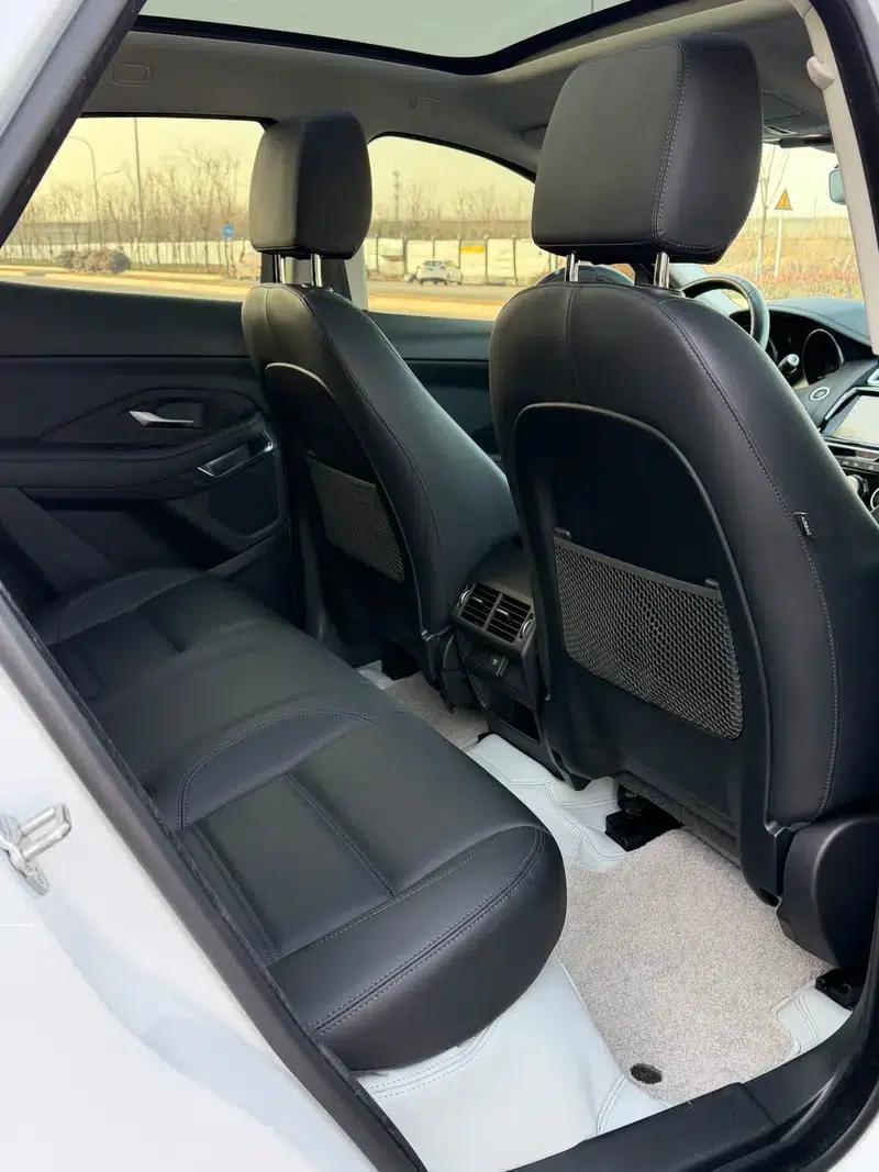 Jaguar E-PACE 2018 P250 S — миниатюра 7