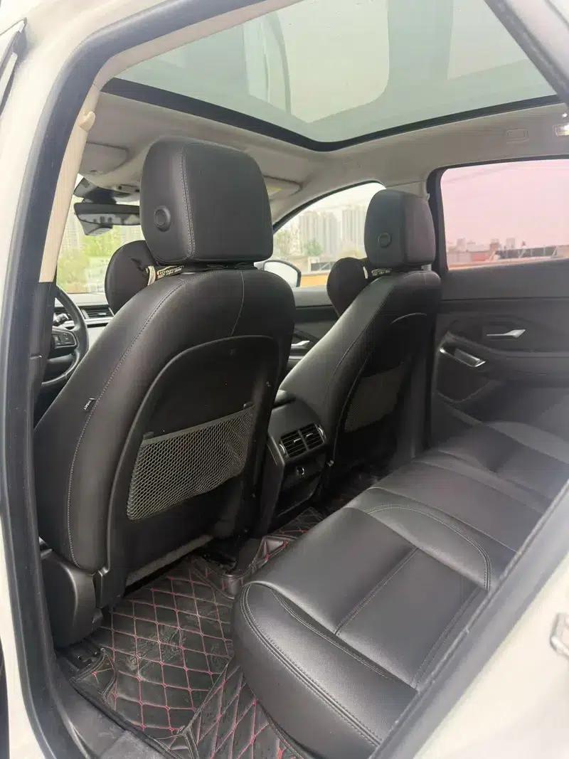 Jaguar E-PACE 2018 P250 S — миниатюра 9