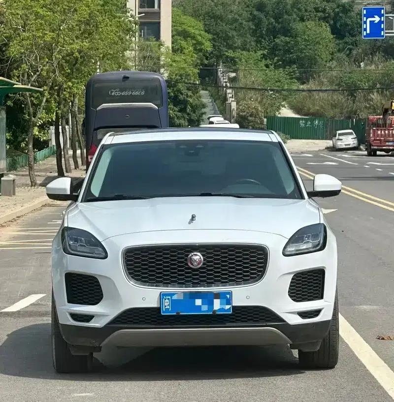 Jaguar E-PACE 2018 P250 S — миниатюра 2