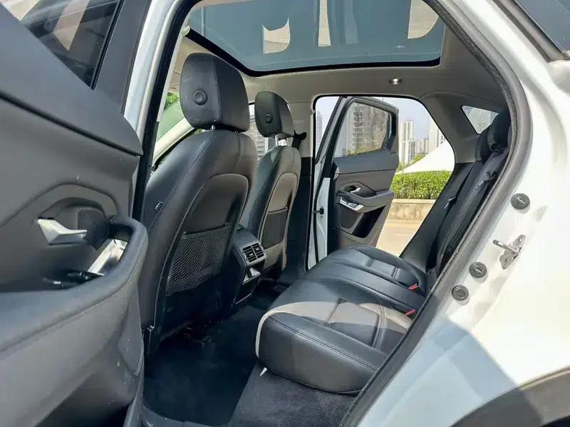 Jaguar E-PACE 2018 P250 S — миниатюра 9
