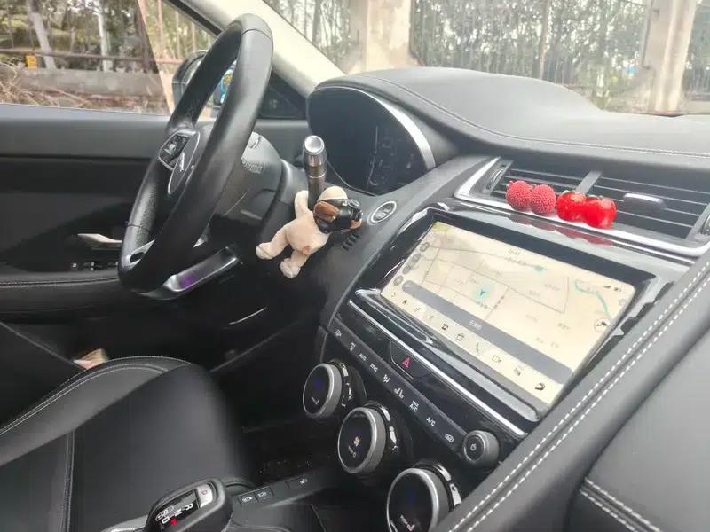 2018 Jaguar E-PACE P250 SE — миниатюра 10
