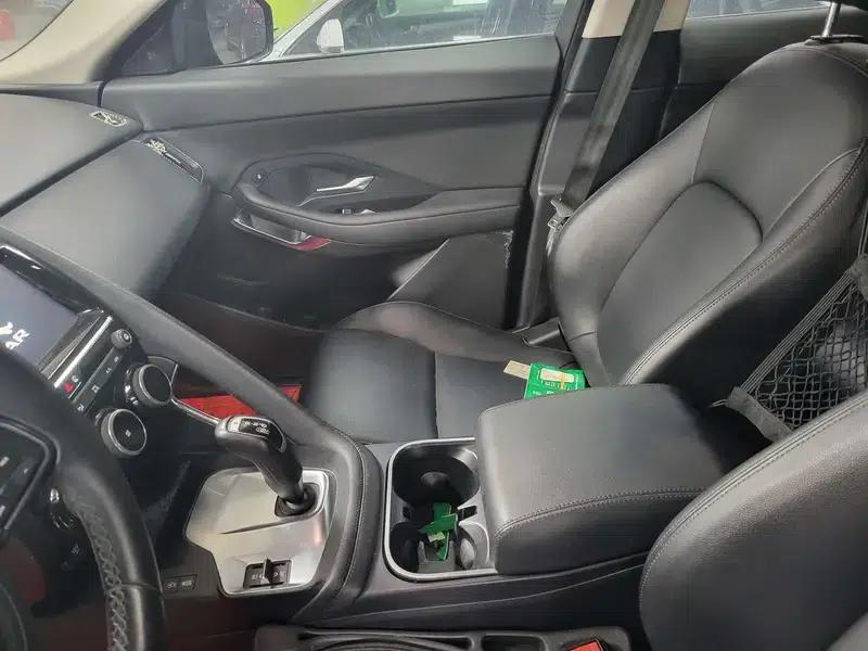 Jaguar E-PACE 2018 P200 (China VI Emission Standard) — миниатюра 12