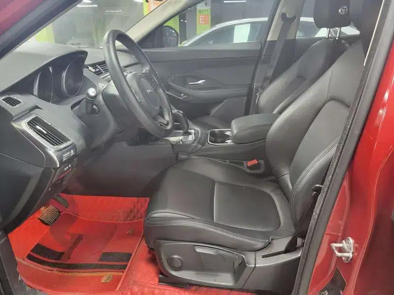 Jaguar E-PACE 2018 P200 (China VI Emission Standard) — миниатюра 14