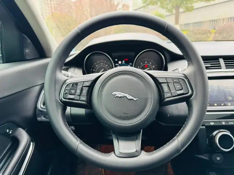 Jaguar E-PACE 2018 P200 — миниатюра 14