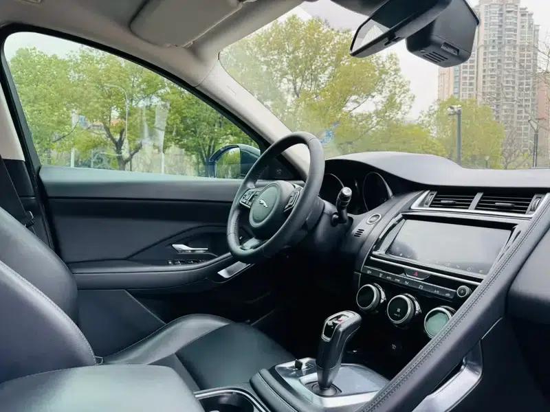 Jaguar E-PACE 2018 P200 — миниатюра 16