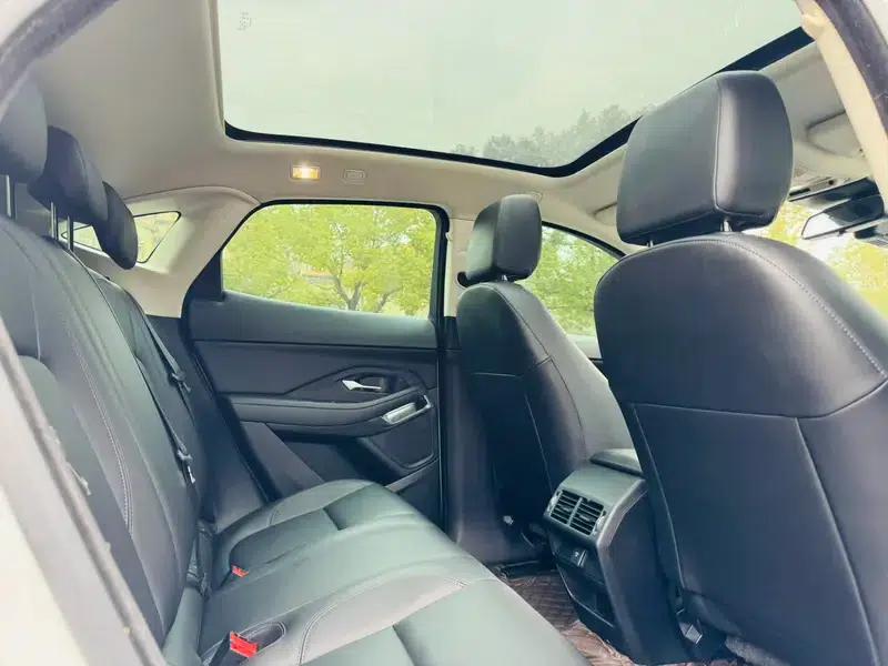 Jaguar E-PACE 2018 P200 — миниатюра 18