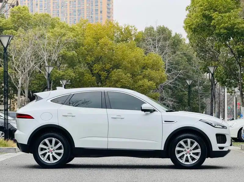 Jaguar E-PACE 2018 P200 — миниатюра 7