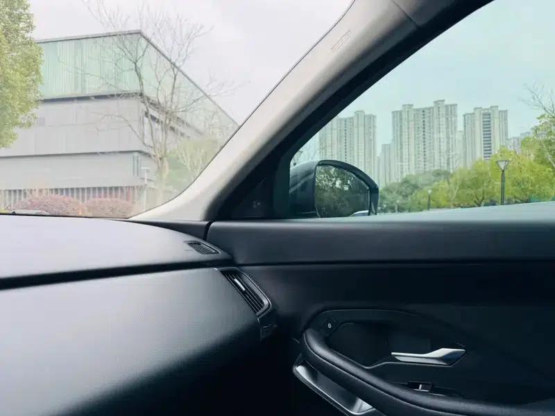 Jaguar E-PACE 2018 P200 — миниатюра 8
