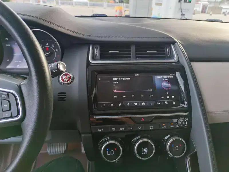 Jaguar E-PACE 2018 P250 S — миниатюра 14