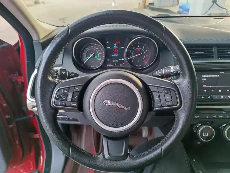 Jaguar E-PACE 2018 P250 S — миниатюра 16