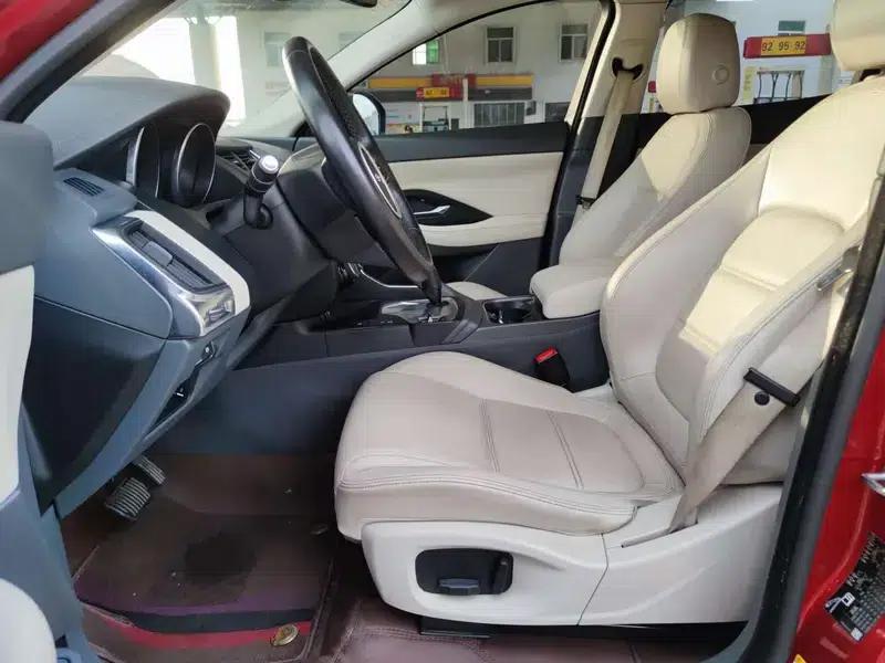 Jaguar E-PACE 2018 P250 S — миниатюра 18