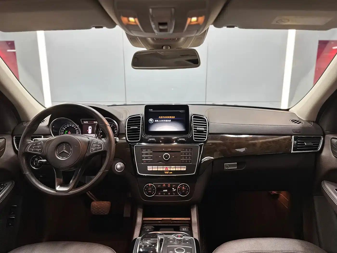 2019 Mercedes-Benz GLS 400 4MATIC Dynamic Edition — миниатюра 11