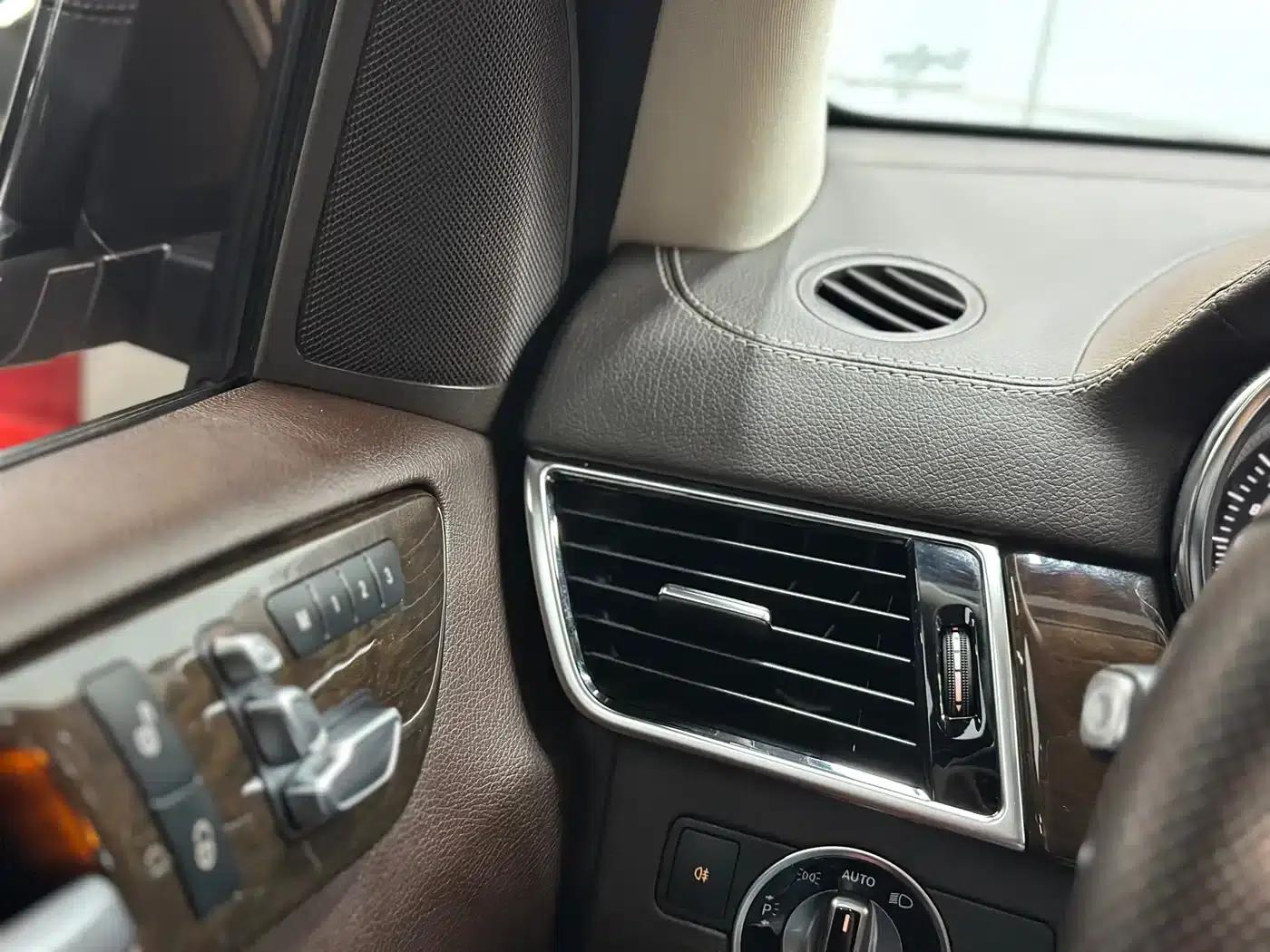2019 Mercedes-Benz GLS 400 4MATIC Dynamic Edition — миниатюра 18