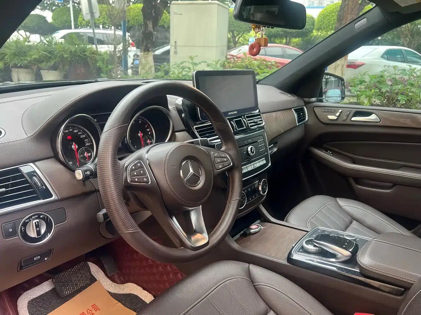 2019 Mercedes-Benz GLS 450 — миниатюра 8
