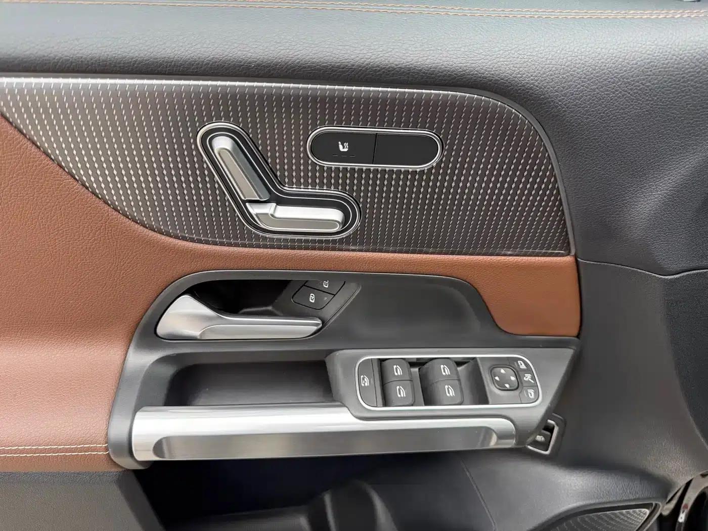 Mercedes-Benz GLB 2021 Fashion Edition — миниатюра 18