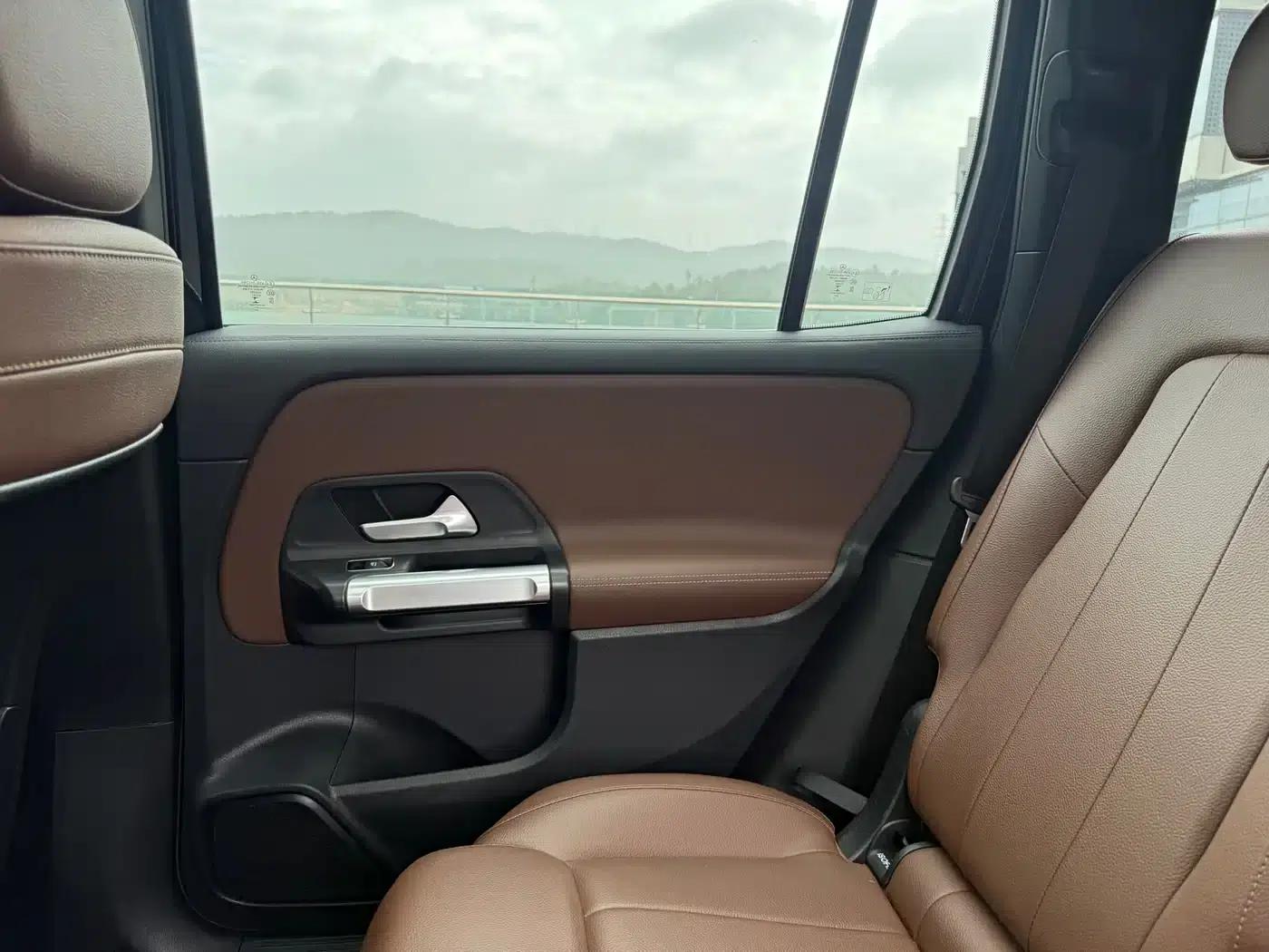 Mercedes-Benz GLB 2021 Fashion Edition — миниатюра 33