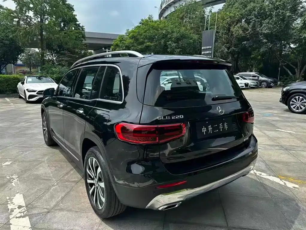 Mercedes-Benz GLB 2024 Model GLB 220 Fashion Edition — миниатюра 9