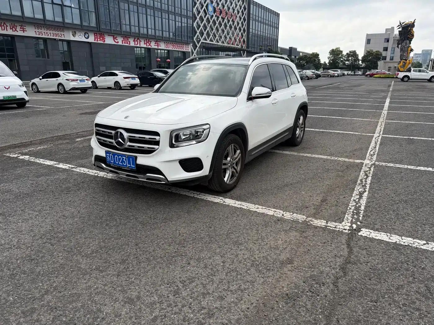 2020 Mercedes-Benz GLB 180 Dynamic — миниатюра 1