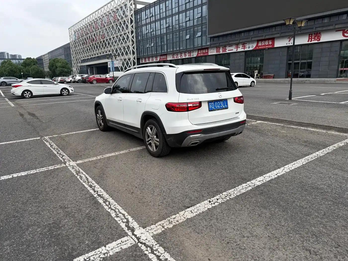 2020 Mercedes-Benz GLB 180 Dynamic — миниатюра 4