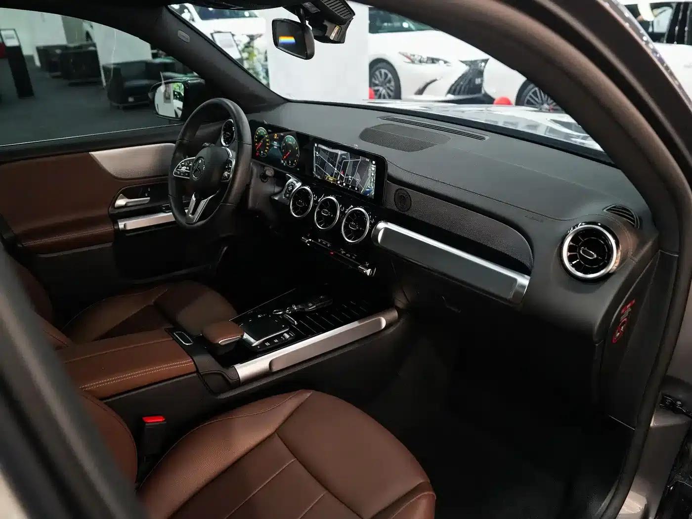 Mercedes-Benz GLB 2022 Facelift II GLB 200 Fashion Model — миниатюра 21