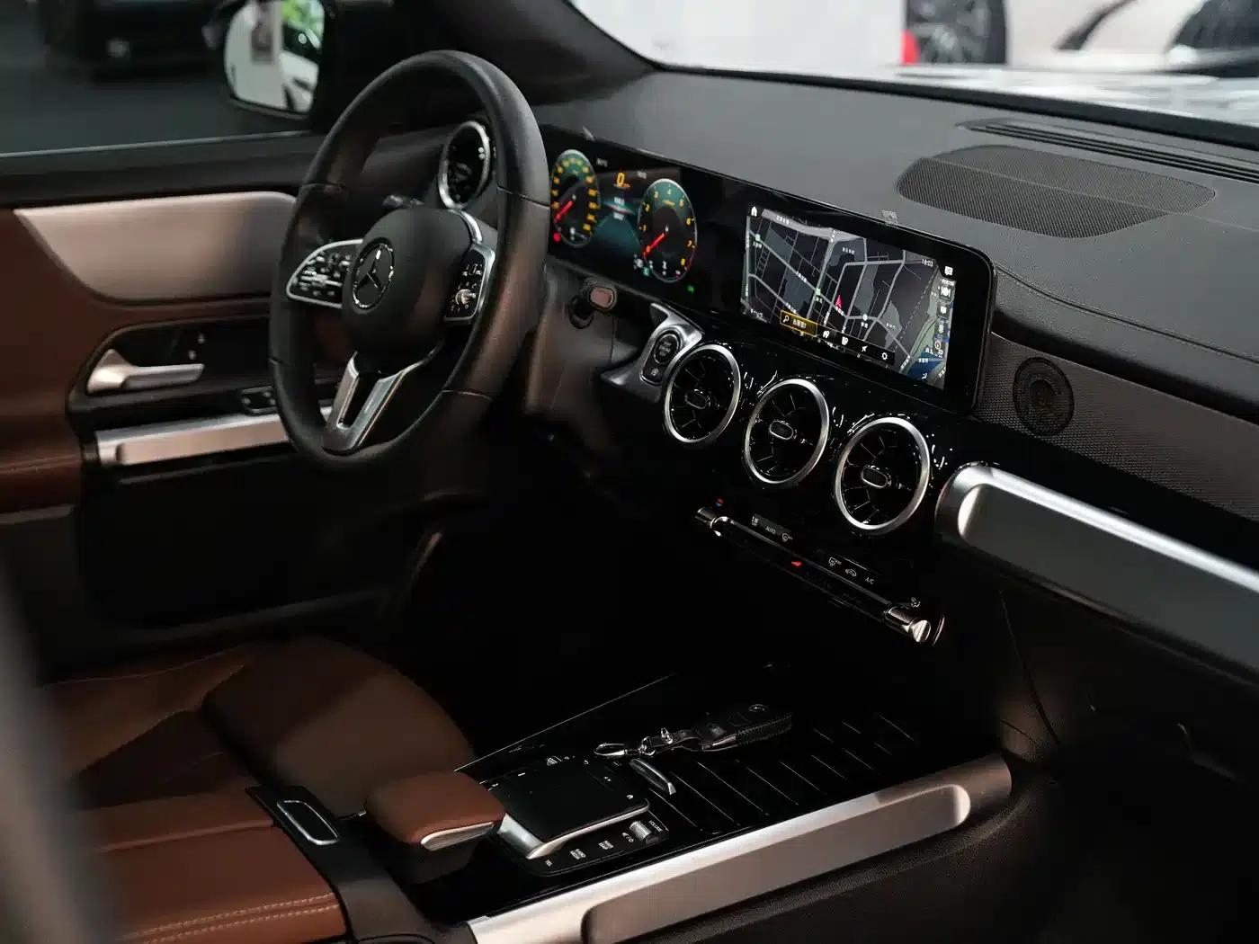 Mercedes-Benz GLB 2022 Facelift II GLB 200 Fashion Model — миниатюра 22