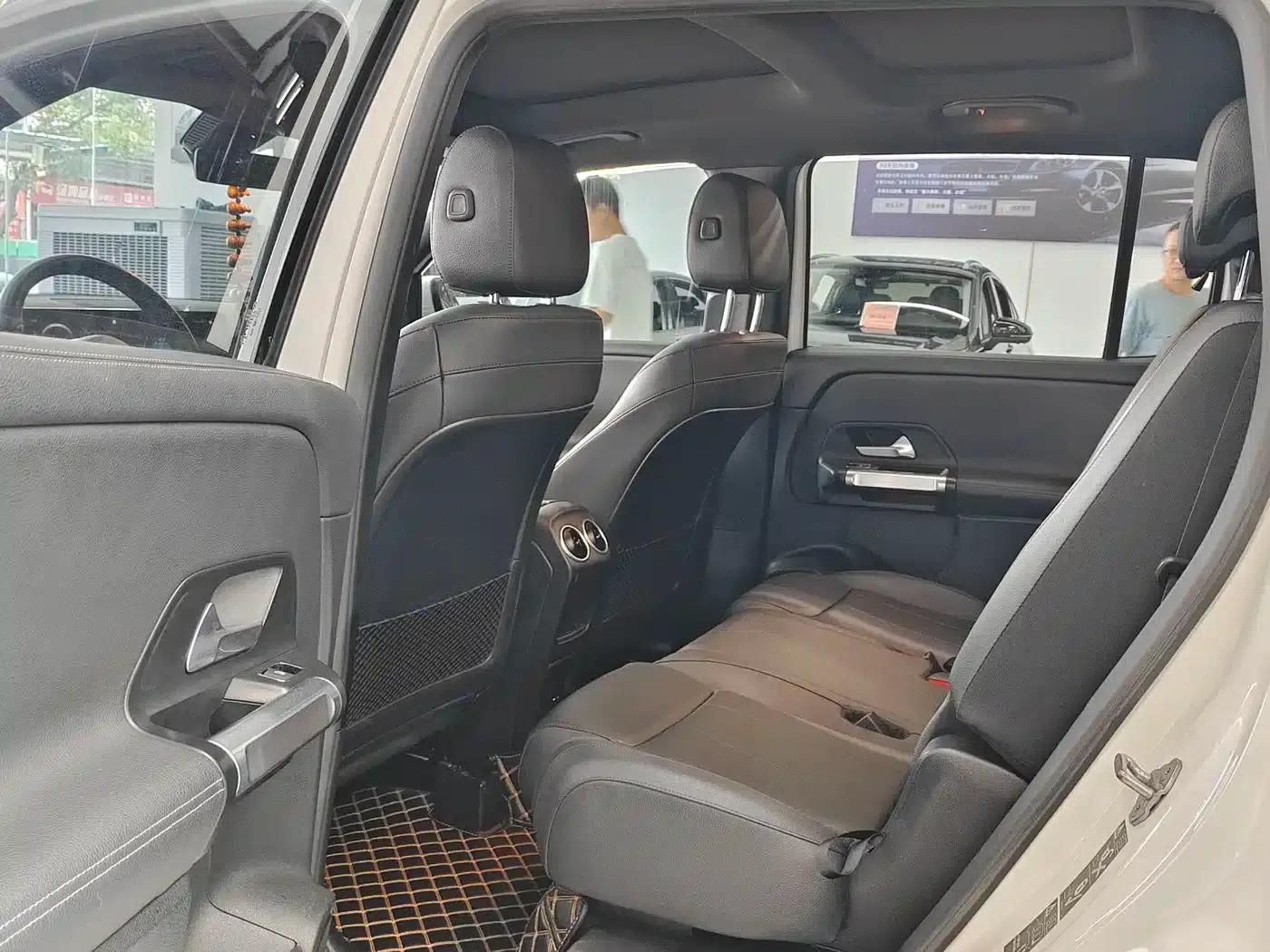 2021 Mercedes-Benz GLB 180 Fashion Edition — миниатюра 9