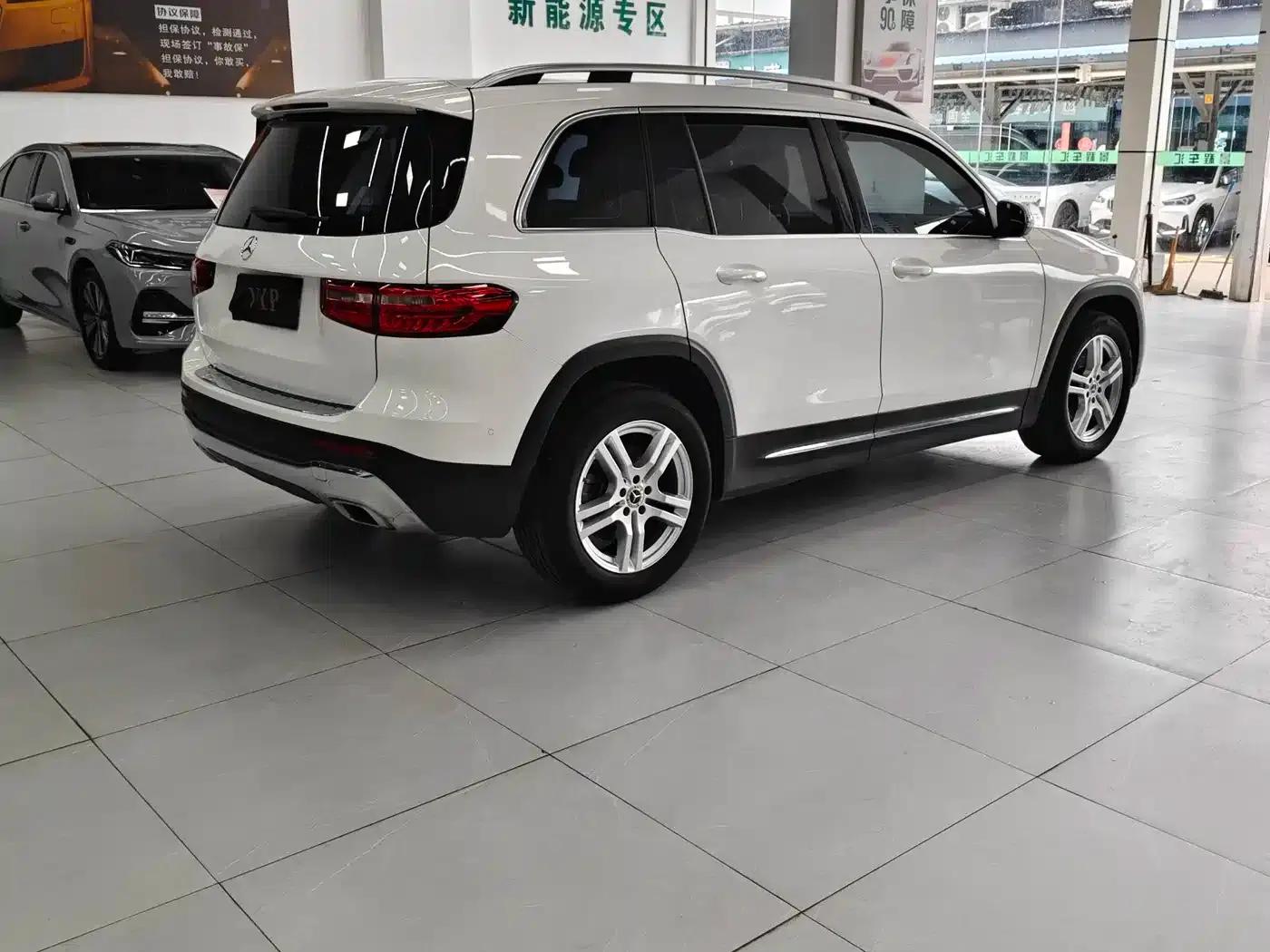 2021 Mercedes-Benz GLB 180 Fashion Edition — миниатюра 10