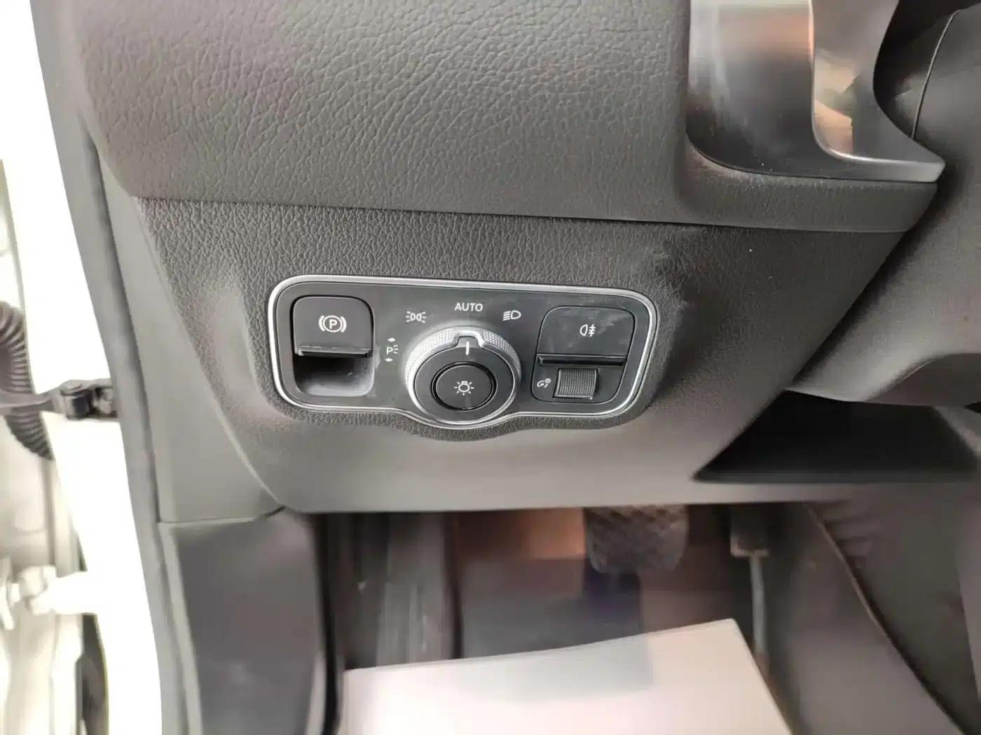 Mercedes-Benz GLB 2020 Fashion Edition — миниатюра 21