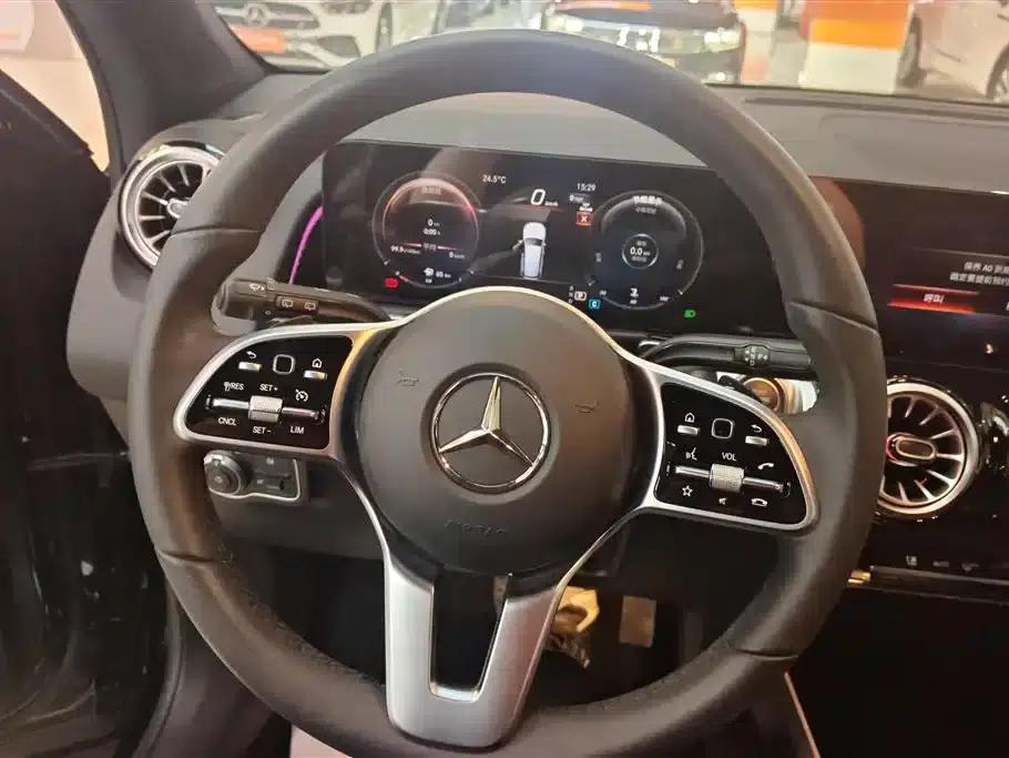 2022 Mercedes-Benz GLB 220 Dynamic — миниатюра 15