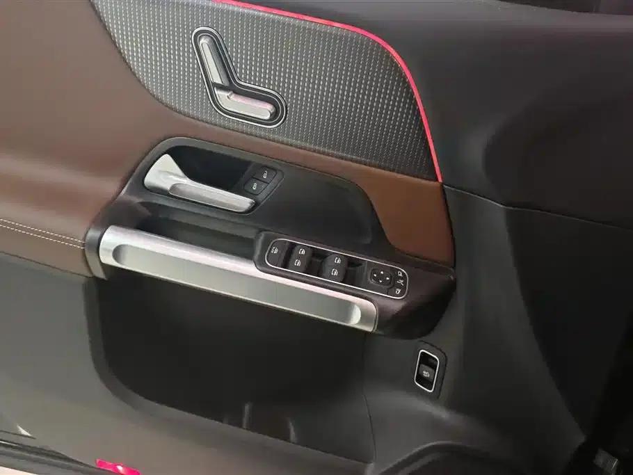 2022 Mercedes-Benz GLB 220 Dynamic — миниатюра 7