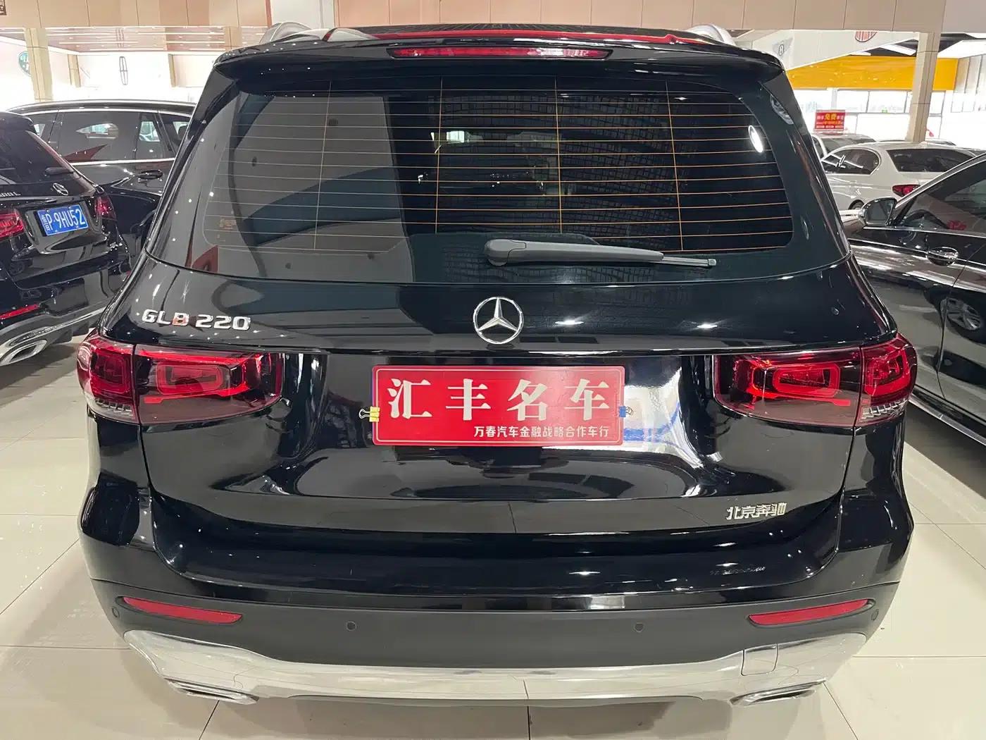 2023 Mercedes-Benz GLB 220 Dynamic — миниатюра 11