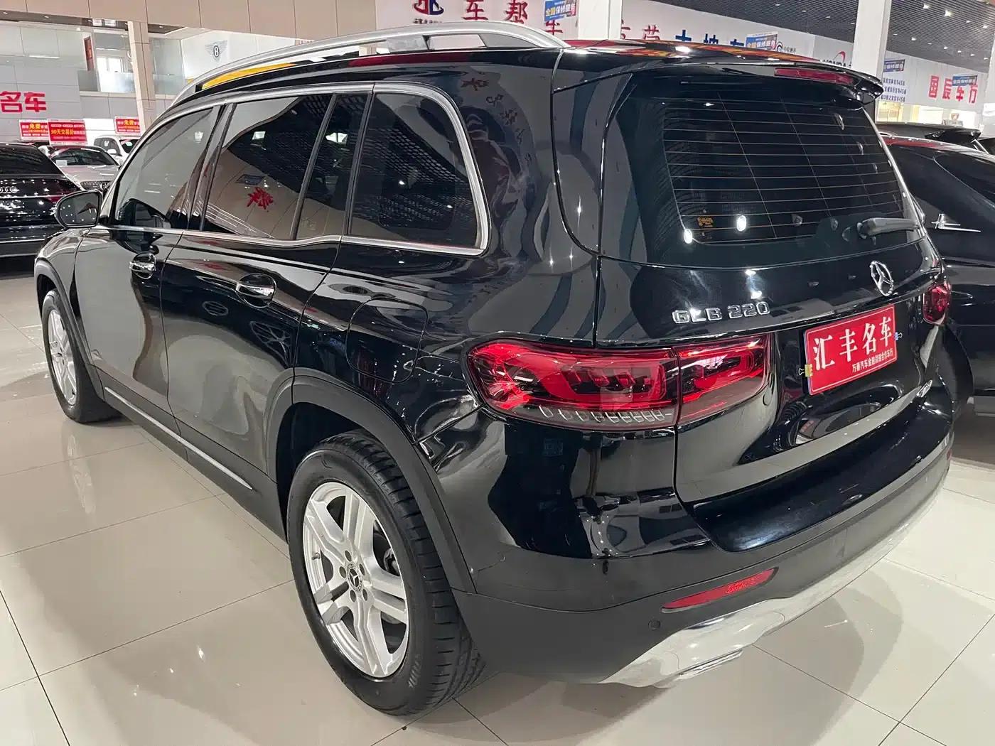 2023 Mercedes-Benz GLB 220 Dynamic — миниатюра 13