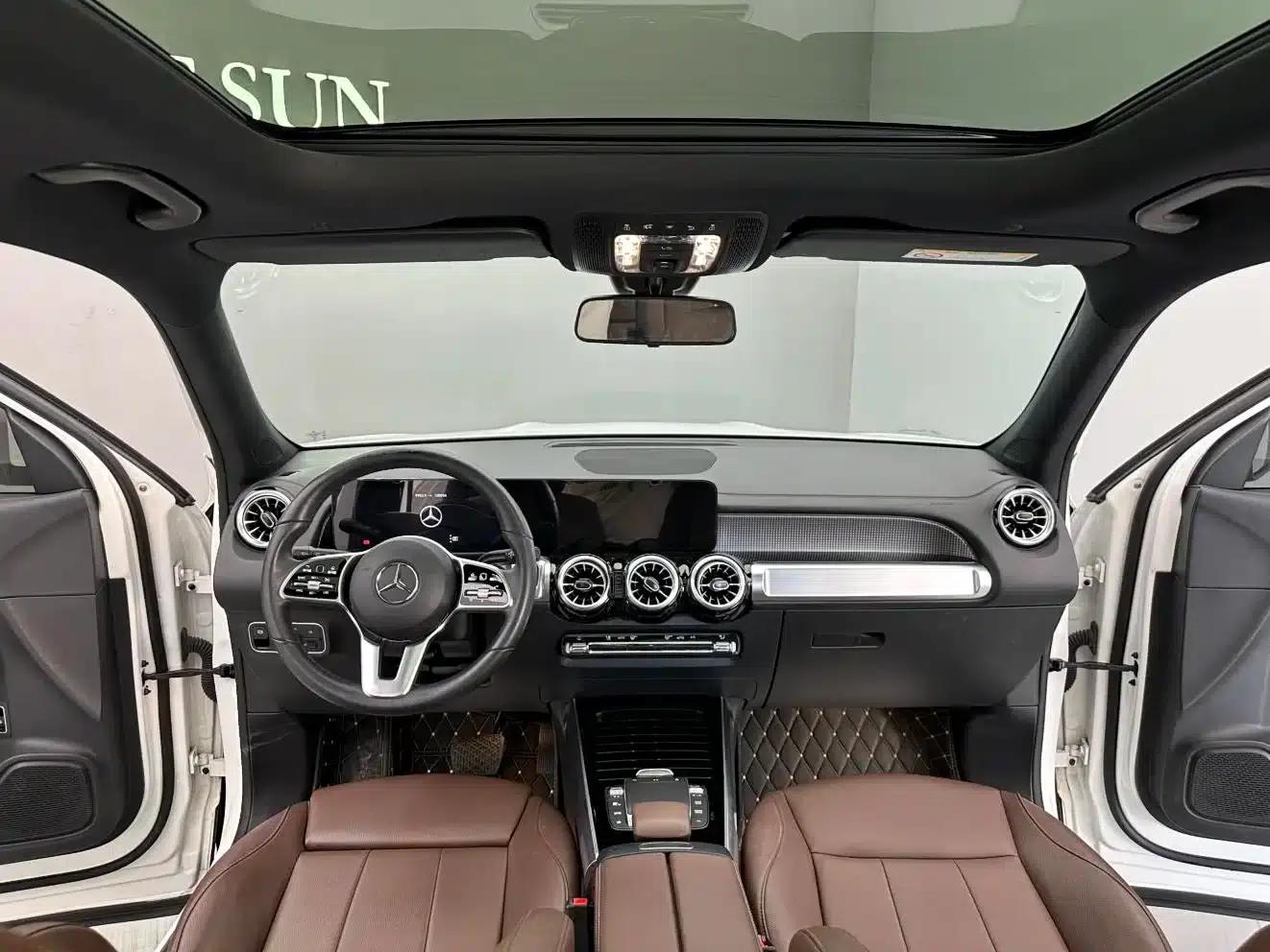 2023 Mercedes-Benz GLB 220 Dynamic — миниатюра 3