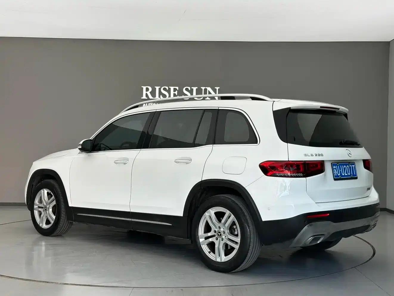 2023 Mercedes-Benz GLB 220 Dynamic — миниатюра 7