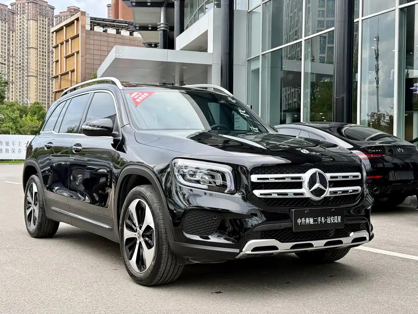 2023 Mercedes-Benz GLB 220 Fashion Edition — миниатюра 3