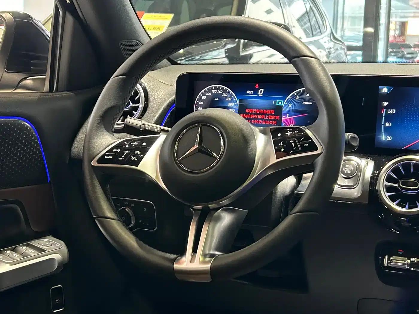 2024 Mercedes-Benz GLB Facelift GLB 220 Dynamic — миниатюра 23