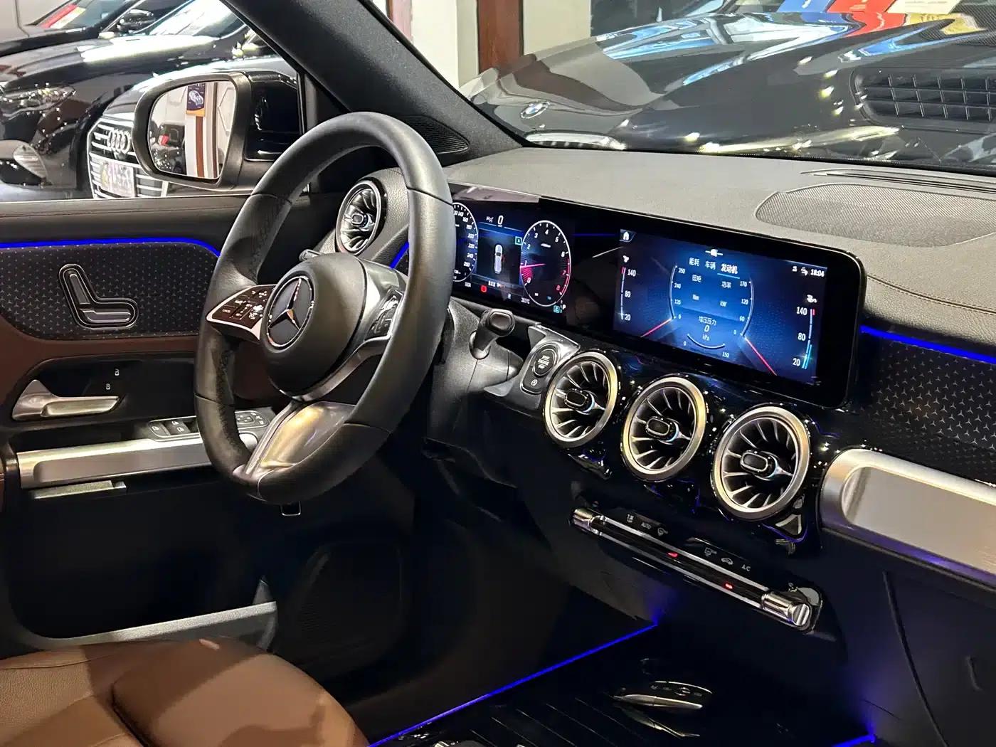 2024 Mercedes-Benz GLB Facelift GLB 220 Dynamic — миниатюра 24