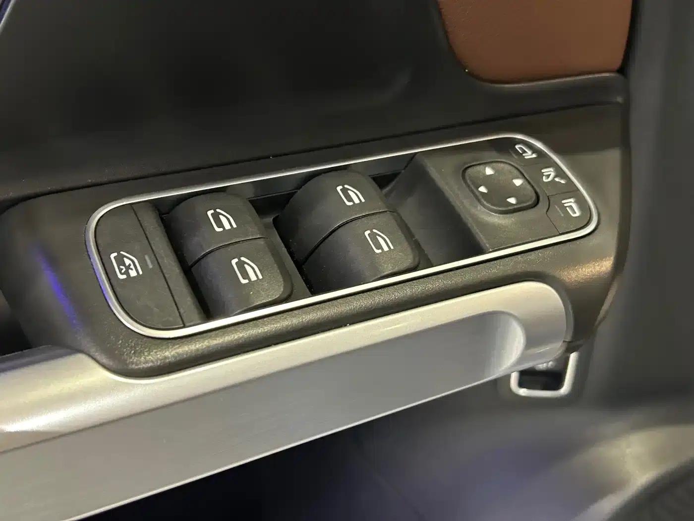 2024 Mercedes-Benz GLB Facelift GLB 220 Dynamic — миниатюра 7