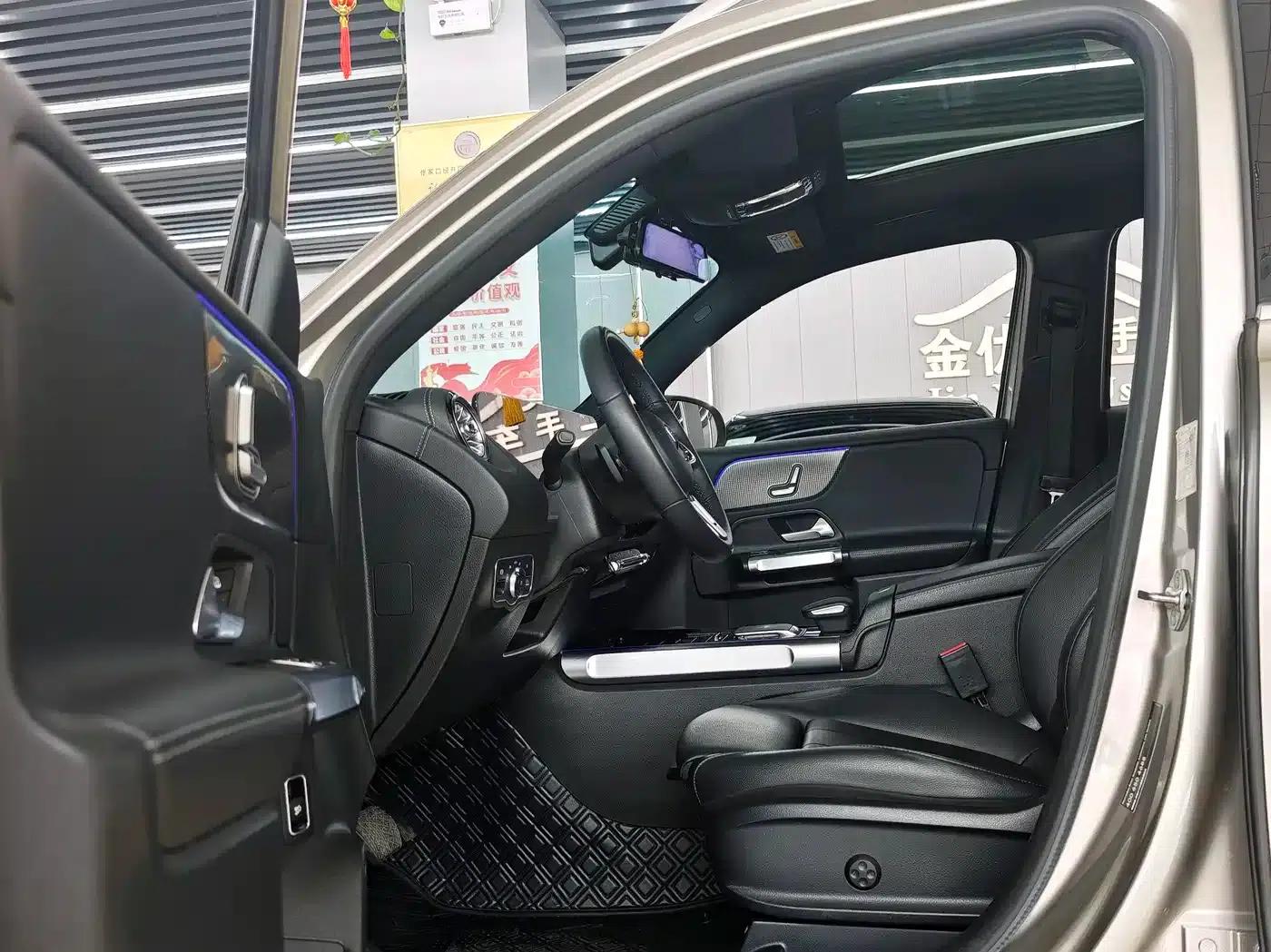 Mercedes-Benz GLB 2020 Facelift GLB 200 Dynamic — миниатюра 5