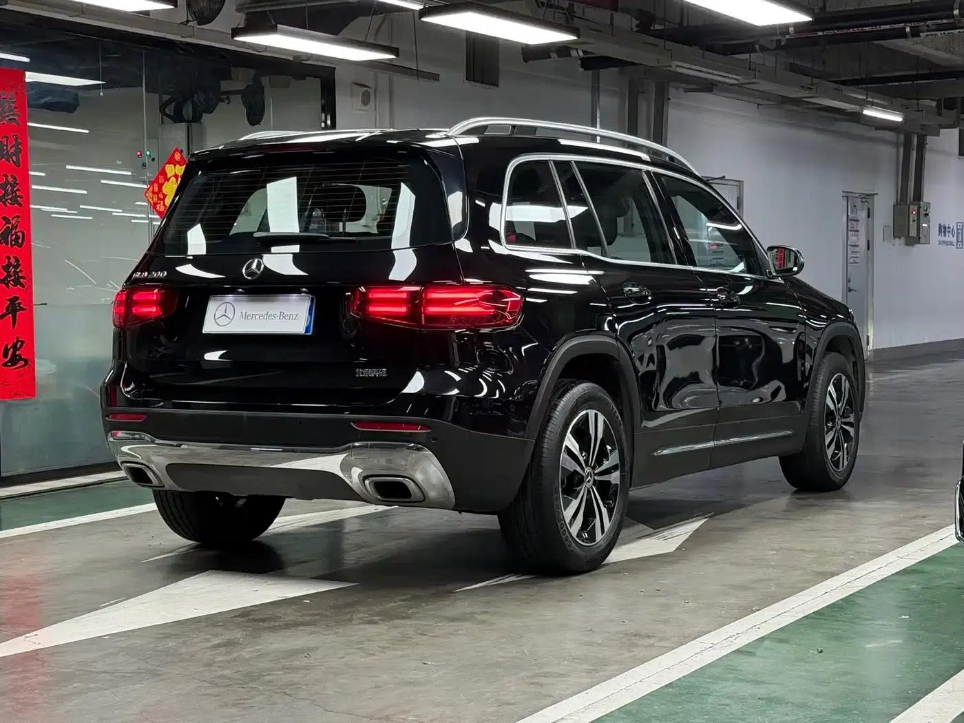Mercedes-Benz GLB 2024 Fashion Edition — миниатюра 17
