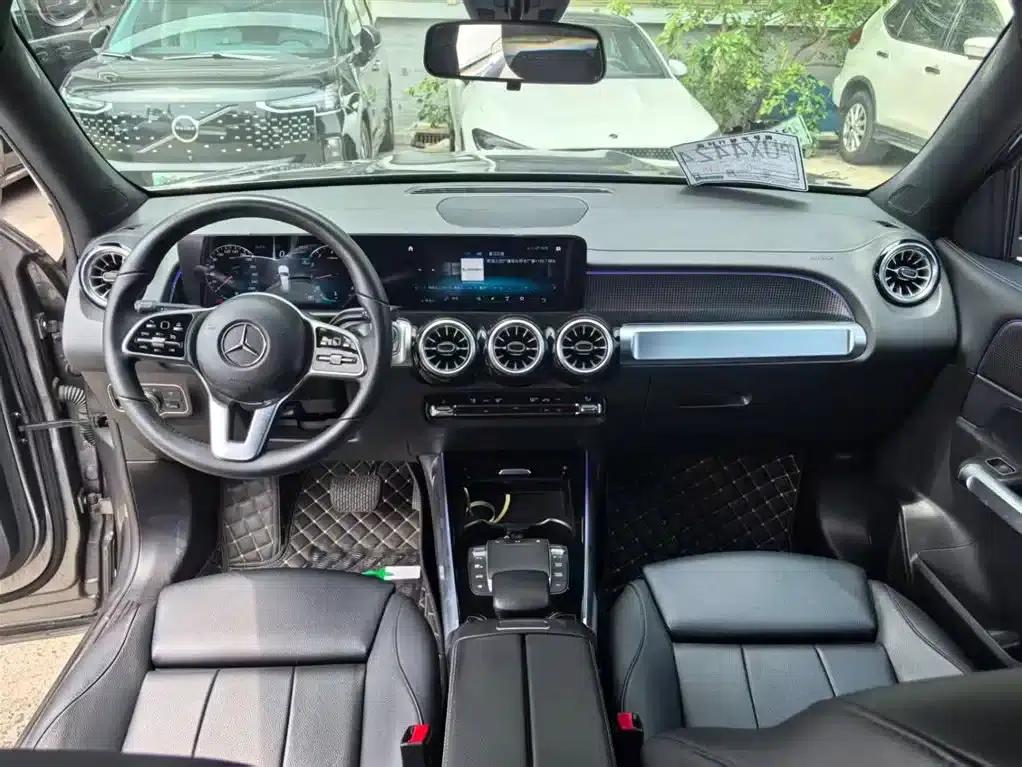 2022 Mercedes-Benz GLB 220 Fashion Edition — миниатюра 2