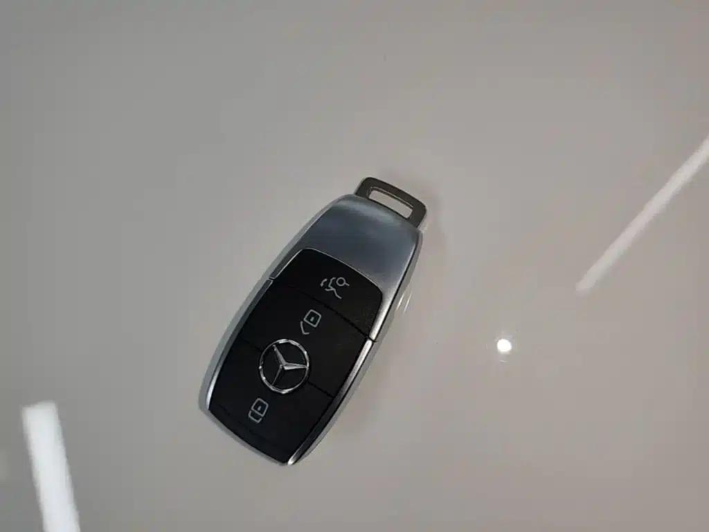 2021 Mercedes-Benz GLB 200 Dynamic — миниатюра 15