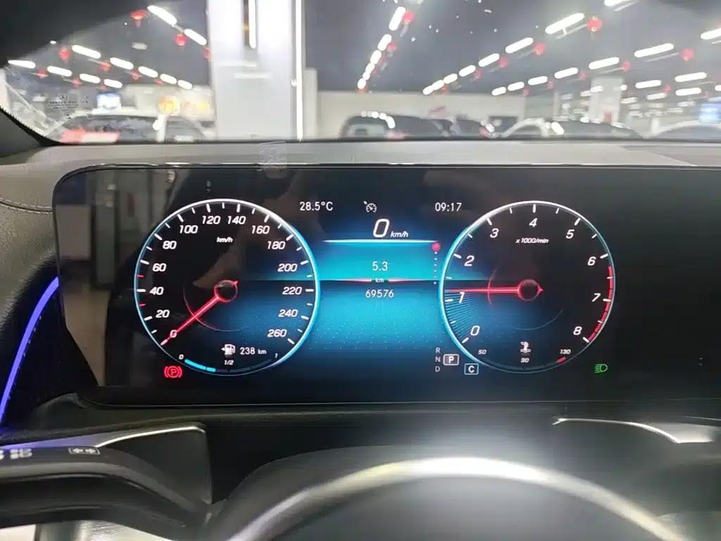2021 Mercedes-Benz GLB 200 Dynamic — миниатюра 12