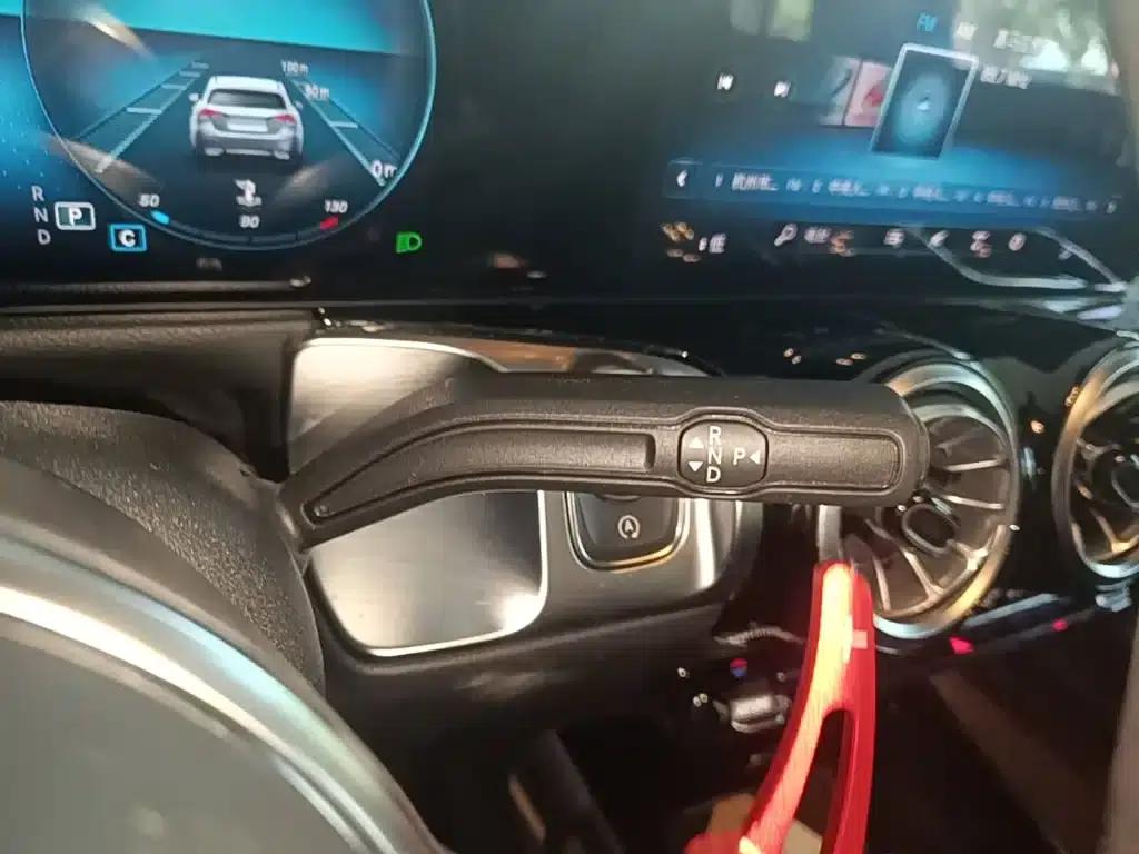 2021 Mercedes-Benz GLB 200 Dynamic — миниатюра 14