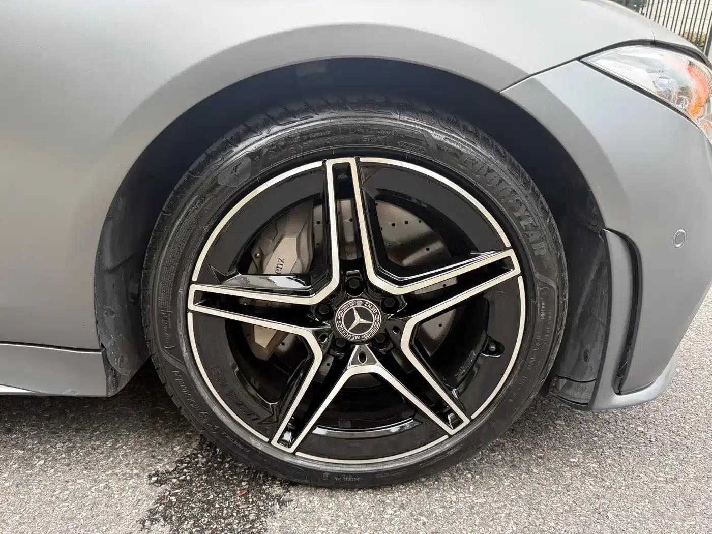 2018 Mercedes-Benz CLS 350 4MATIC First Edition — миниатюра 16