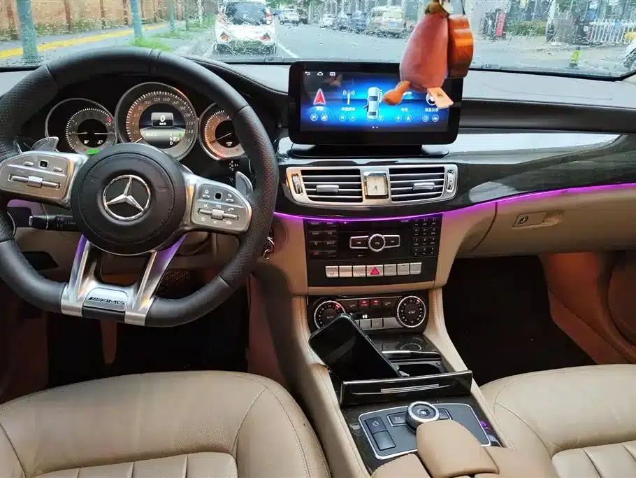 2012 Mercedes-Benz CLS 300 CGI — миниатюра 12