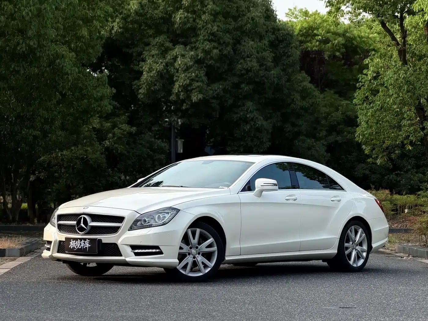 2012 Mercedes-Benz CLS 300 CGI — миниатюра 1